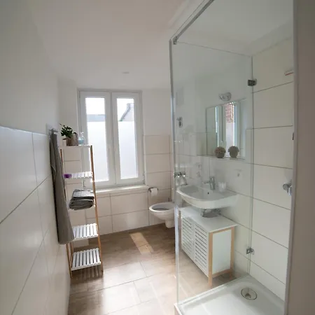 Schoene 54 M², Zentrumsnah, Kingbett * Erfurt