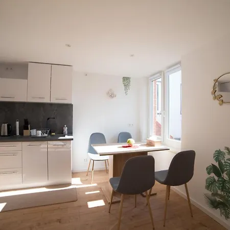 Schoene 54 M², Zentrumsnah, Kingbett Apartmán Erfurt