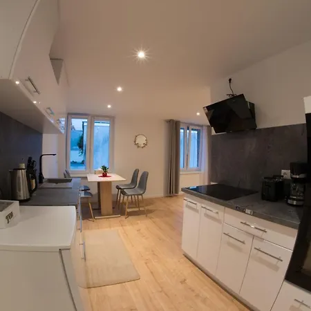 Appartamento Schoene 54 M², Zentrumsnah, Kingbett Erfurt