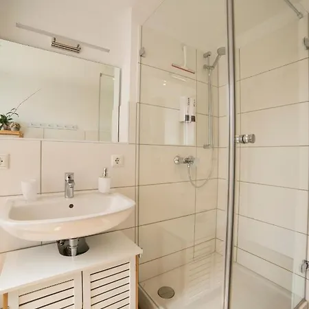 Schoene 54 M², Zentrumsnah, Kingbett * Erfurt