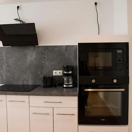 Schoene 54 M², Zentrumsnah, Kingbett *