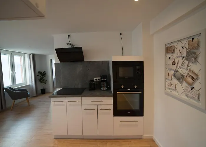 Schoene 54 M², Zentrumsnah, Kingbett Appartement Erfurt