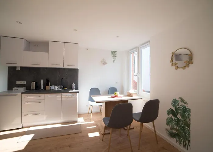 Schoene 54 M², Zentrumsnah, Kingbett Apartamento Erfurt