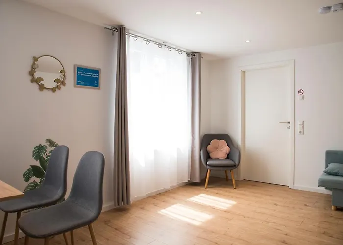 Schoene 54 M², Zentrumsnah, Kingbett * Erfurt